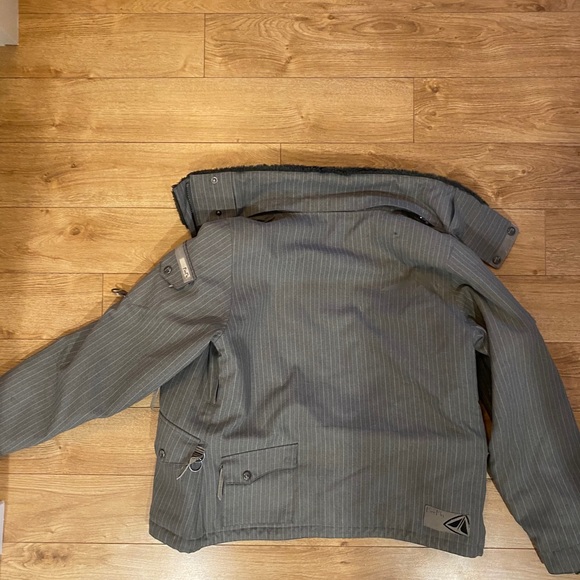 Winter jacket - Picture 7 of 7